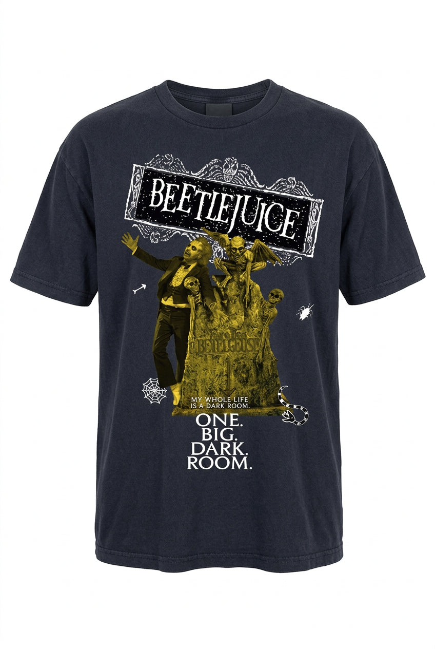 BEETLEJUICE - Merch T-Shirt: ONE DARK ROOM - COOCOO.at - Dein Merch Shop aus Österreich