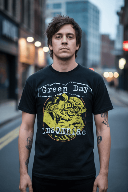 GREEN DAY - Band T-Shirt: HUGS - COOCOO.at - Dein Merch Shop aus Österreich