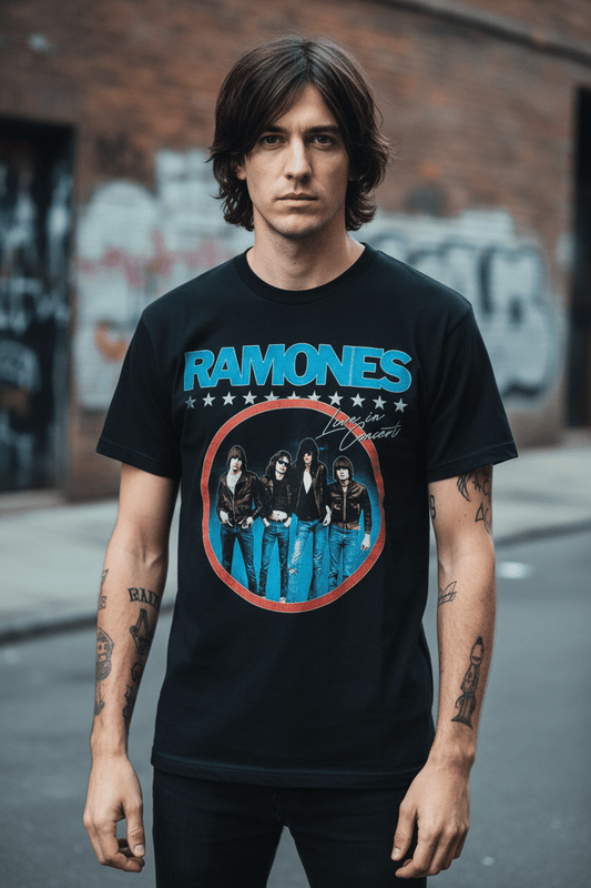 RAMONES - Band T-Shirt: Circle Photo - COOCOO.at - Dein Merch Shop aus Österreich
